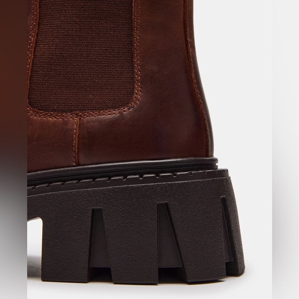 Steve Madden Brown Chunky Chelsea Boots - Picture 5 of 9